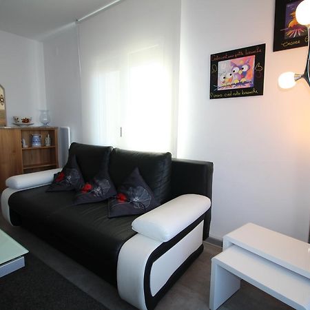 Fonda 24 Daire Roses Dış mekan fotoğraf